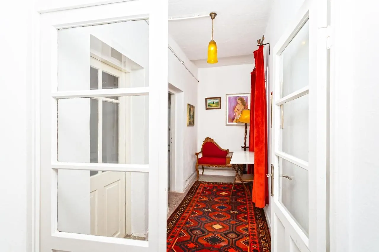 Apartment Iconic Stone Houses Izmir